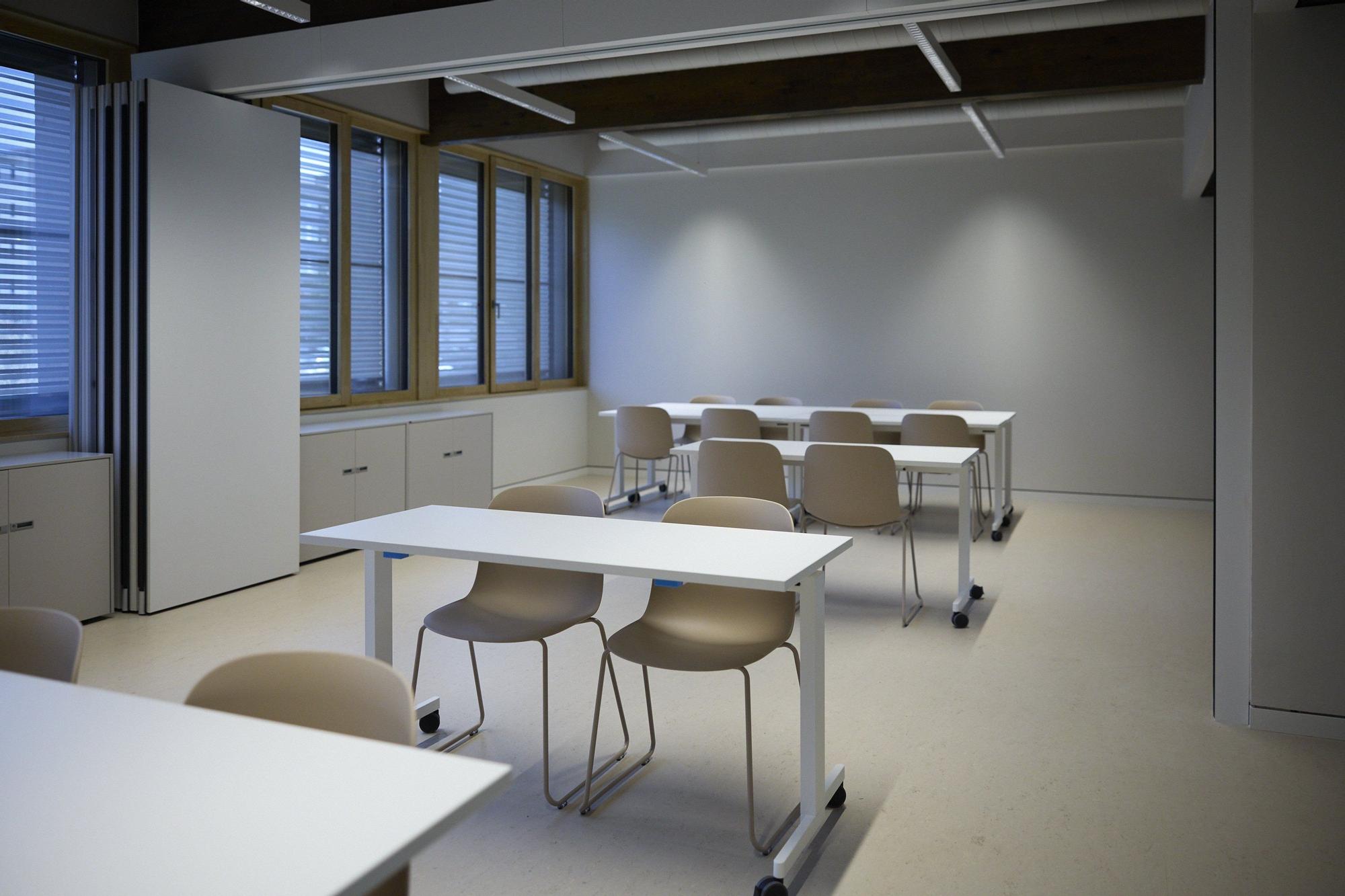 El Ayuntamiento del Valle de Aranguren inaugura el edificio destinado a espacio joven