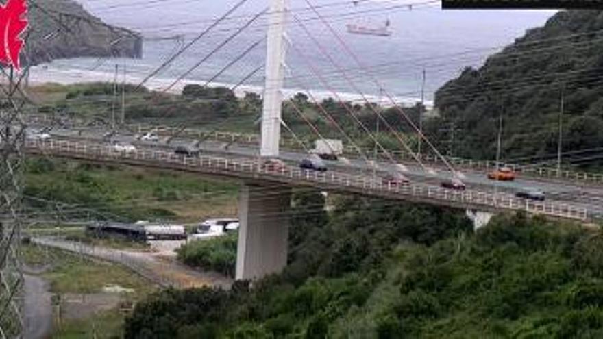 Retenciones en la A-8, a la altura de Muskiz, dirección Bilbao