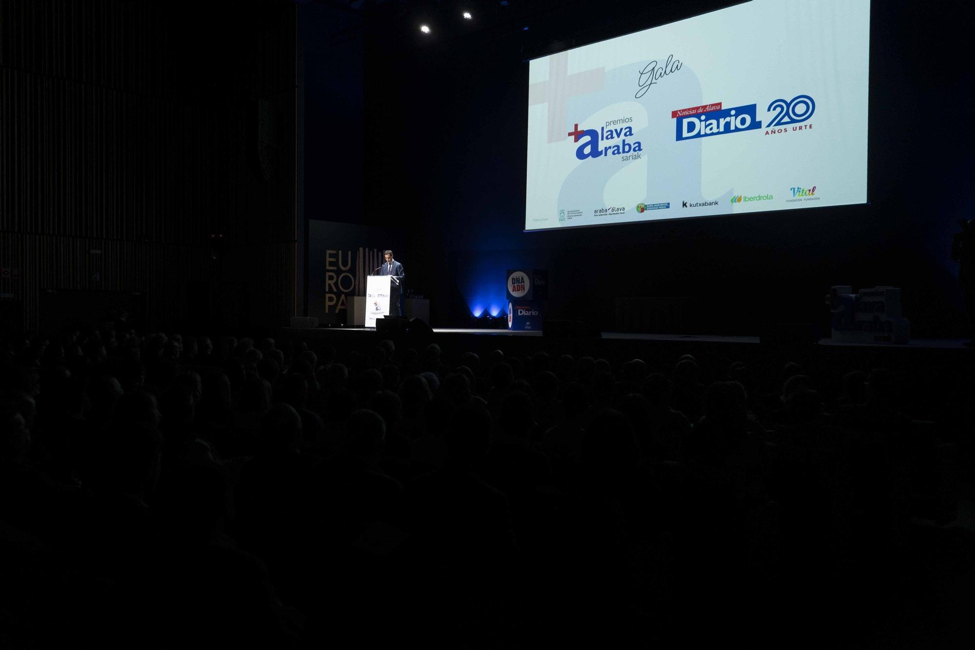En imágenes: Así ha sido la entrega de los Premios +Álava Sariak