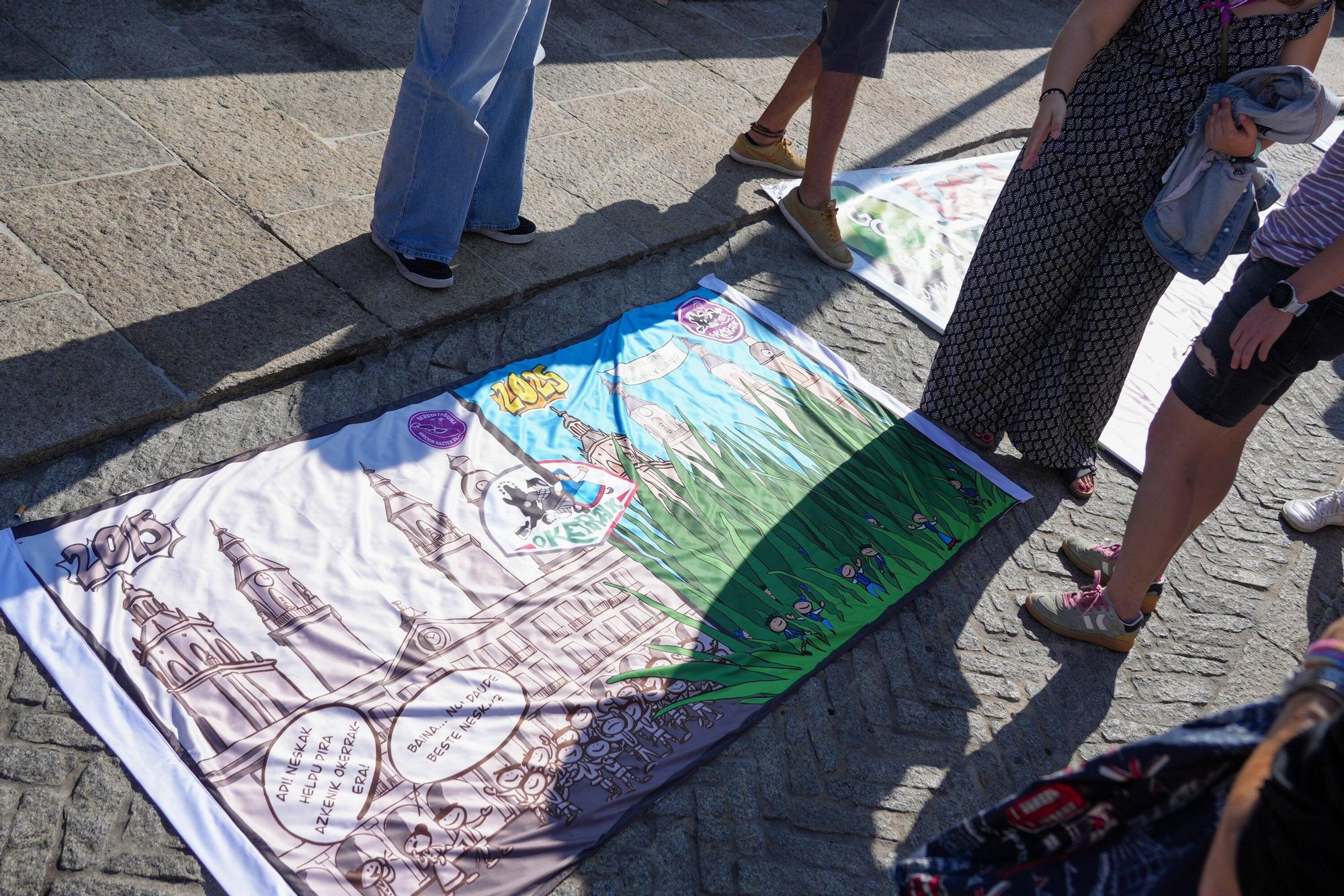 En imágenes: Las pancartas de blusas y neskas estrenan concurso en El Machete