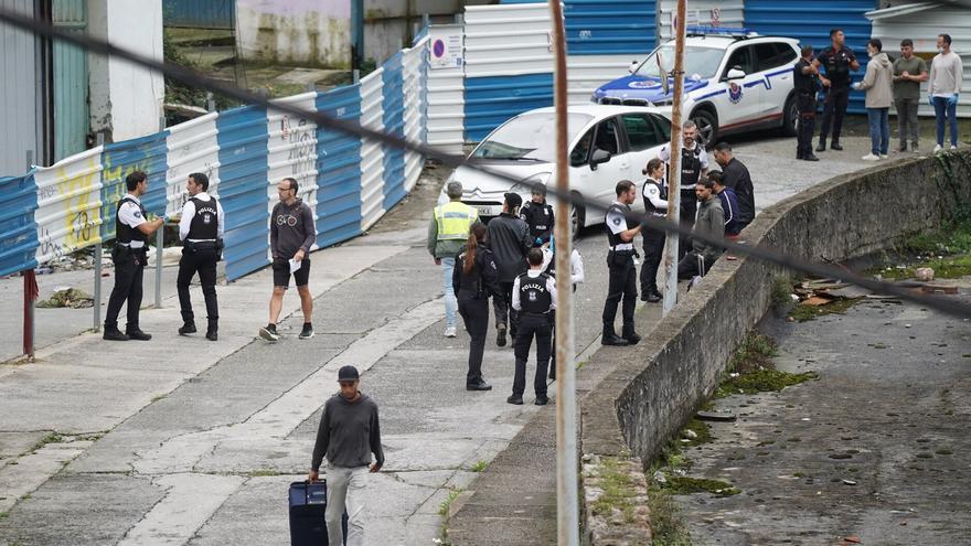 Amplio despliegue policial para evaluar el estado de los pabellones ocupados en Herrera