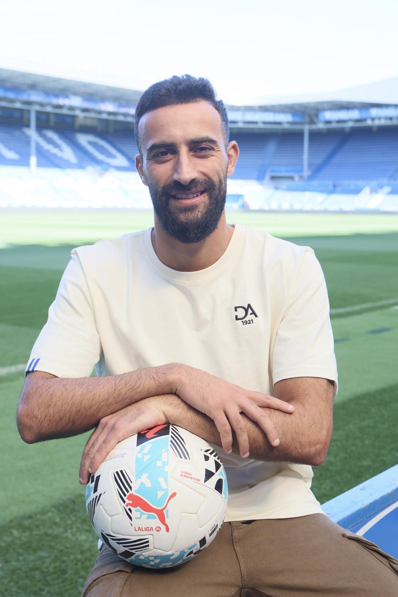 En imágenes: Entrevista al jugador del Alavés Abde Rebbach