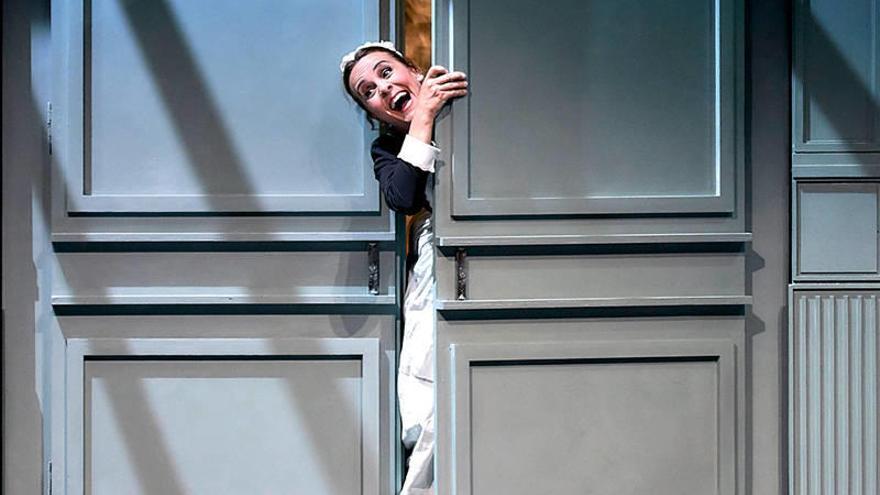 “A nivel pequeño se está haciendo muy buen teatro, es donde hay que poner el acento”