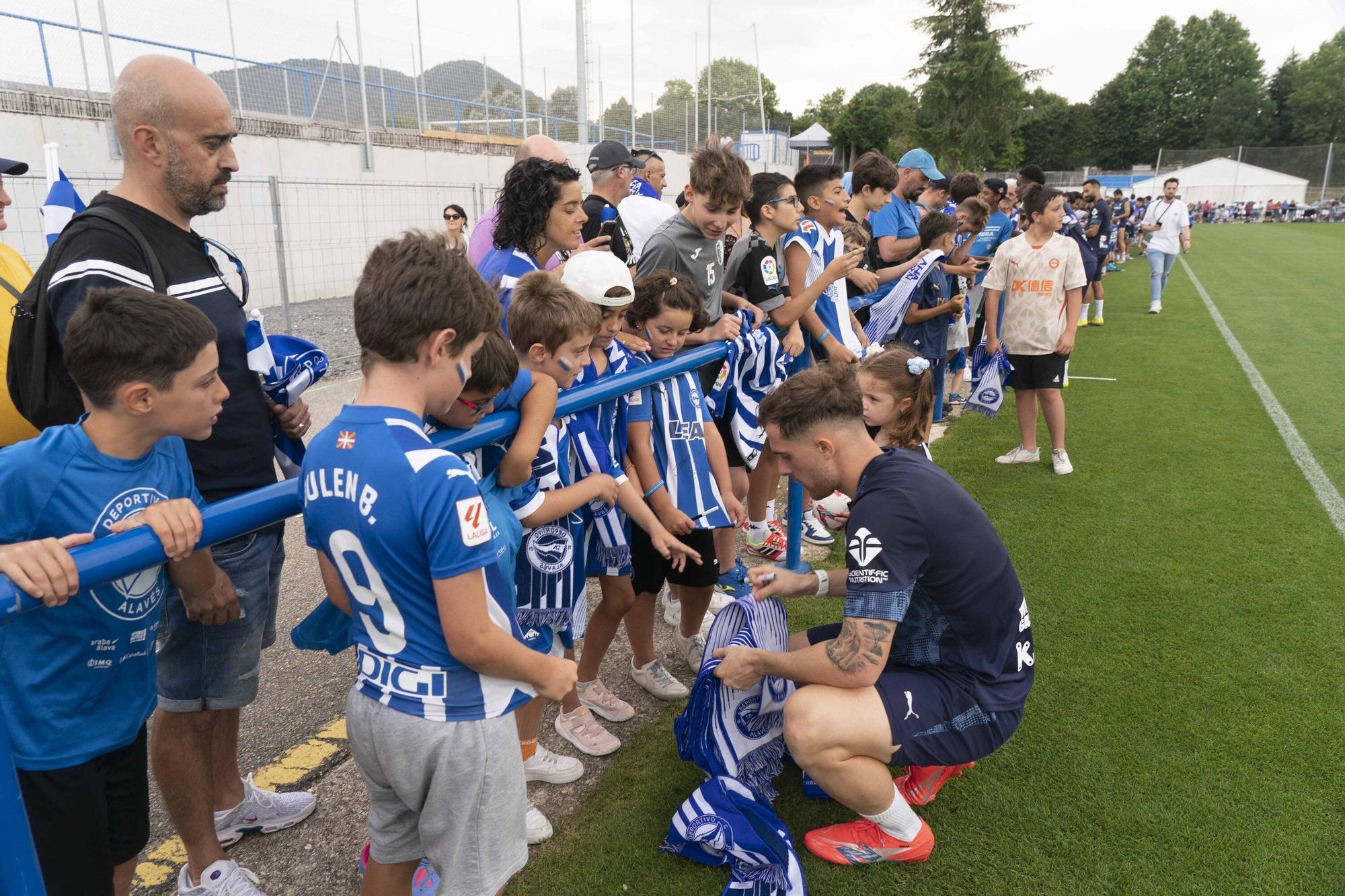 En imágenes: Una afición entregada al Alavés