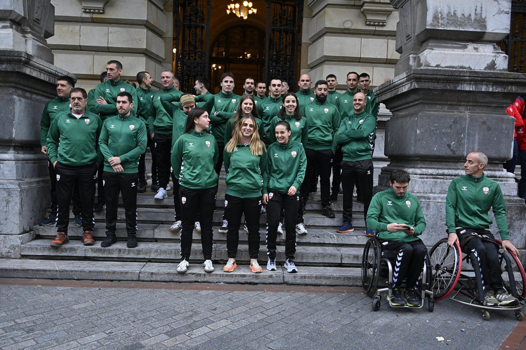 Recepción oficial a las delegaciones participantes de la Liga de Naciones por parte de las autoridades.