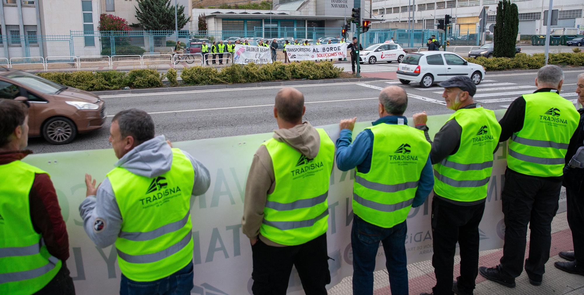 Protesta de los transportistas navarros en Cordovilla