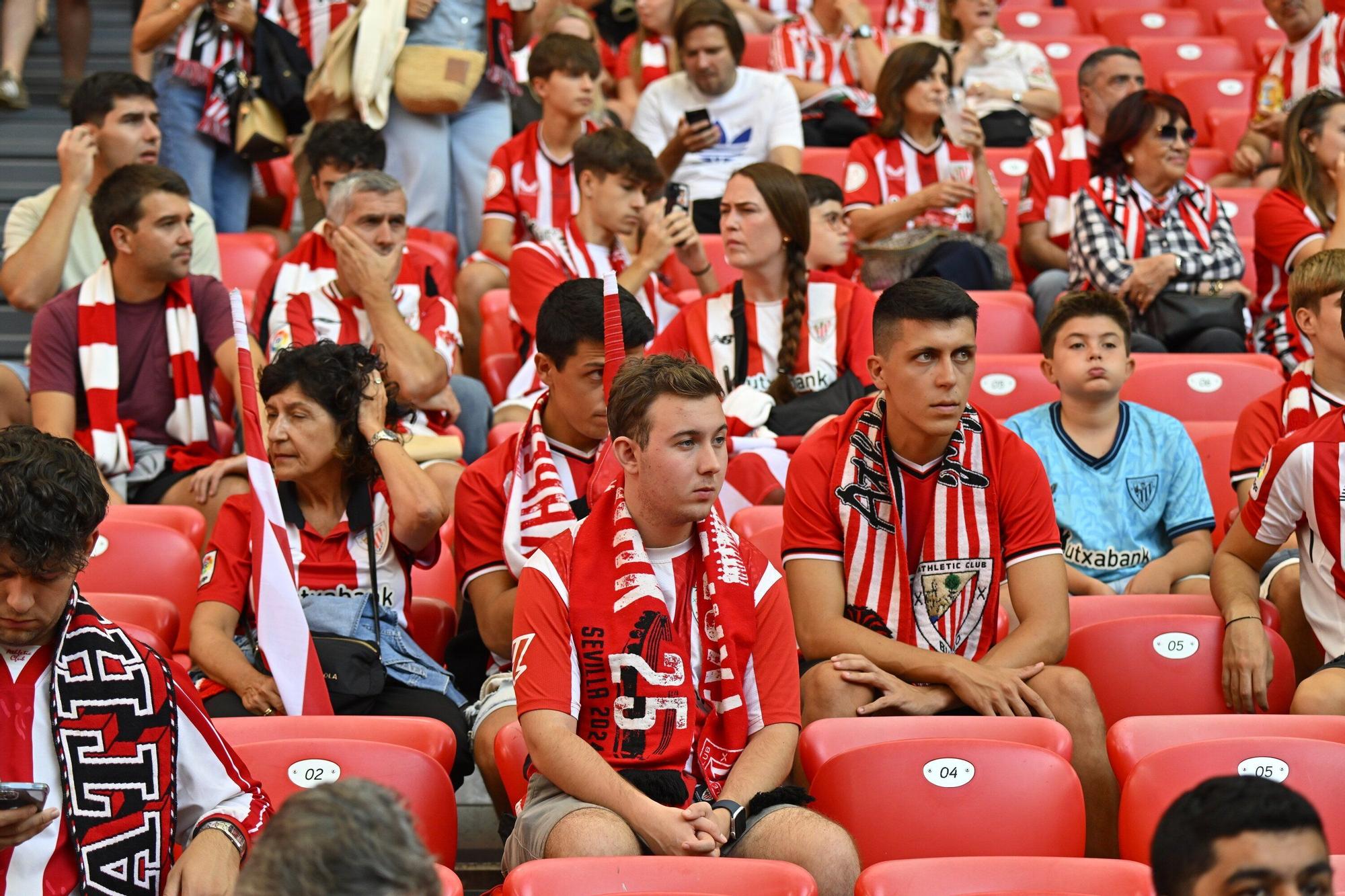 En imágenes: ¿Has estado en San Mamés viendo el Athletic-Arsenal? Búscate en nuestra galería