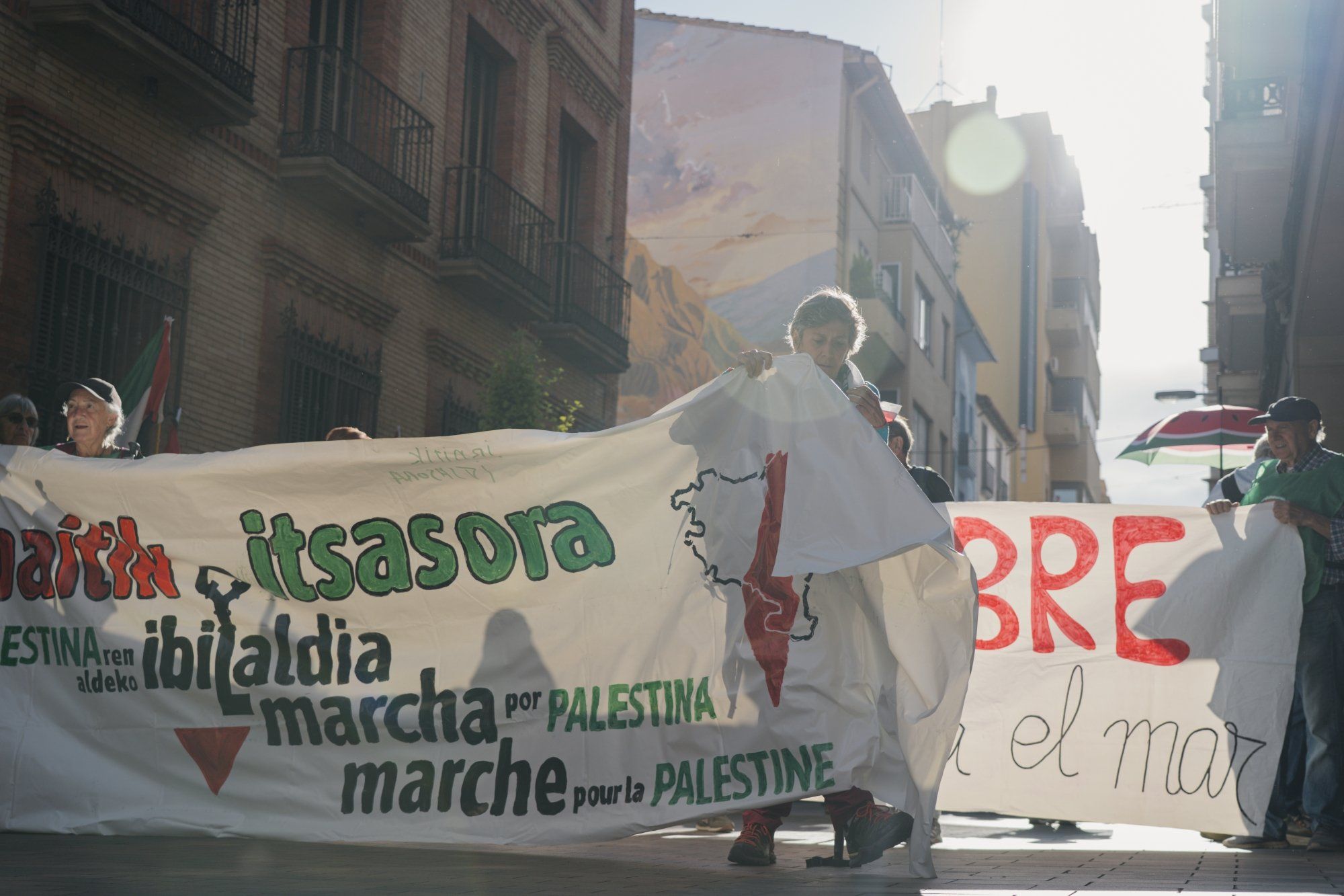 Fotos de la marcha pro Palestina 'Ibaitik Itsasora' en Tudela