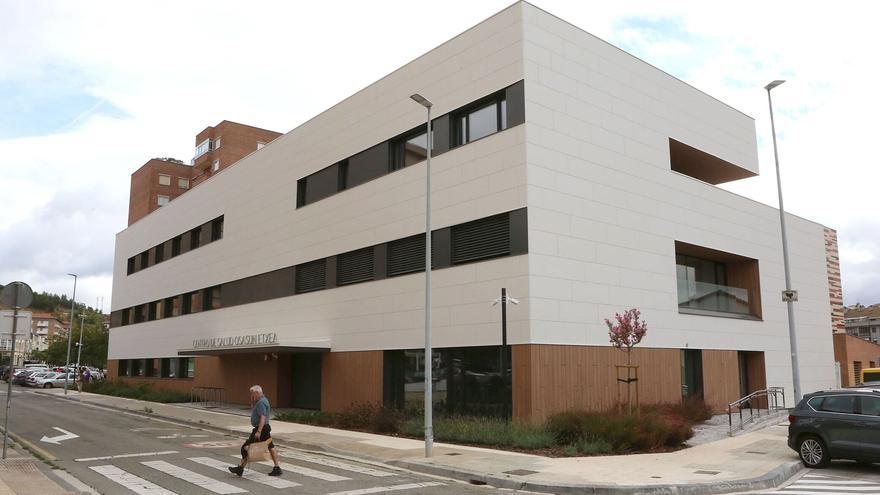 Mejoras peatonales y corte de tráfico en el entorno del centro de salud de Atarrabia