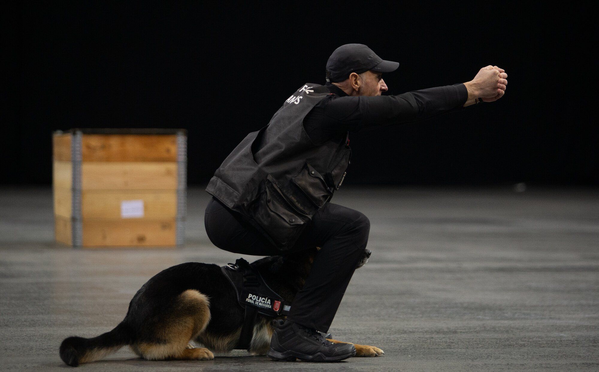 Exhibición de la Policía Foral en el Navarra Arena