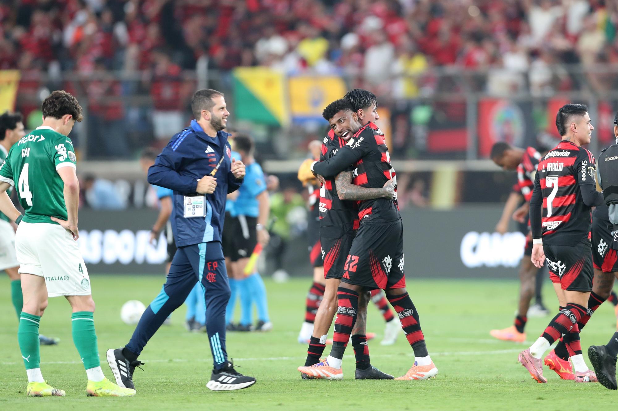 En imágenes: Flamengo le da a Brasil el vigésimo quinto título de la Copa Libertadores