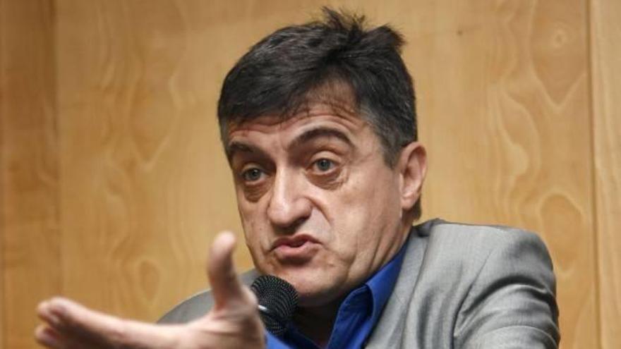 El Gran Wyoming es ingresado en un hospital de Ferrol
