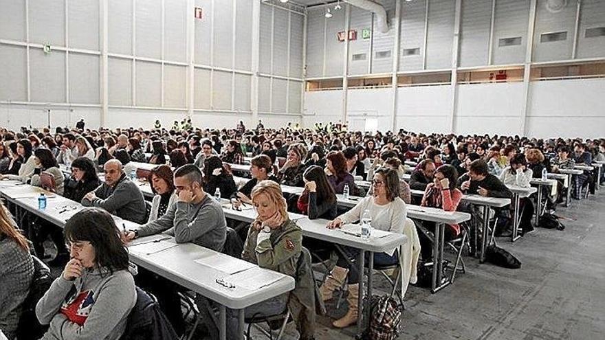 Comercio, sanidad y atención social serán las puertas al empleo