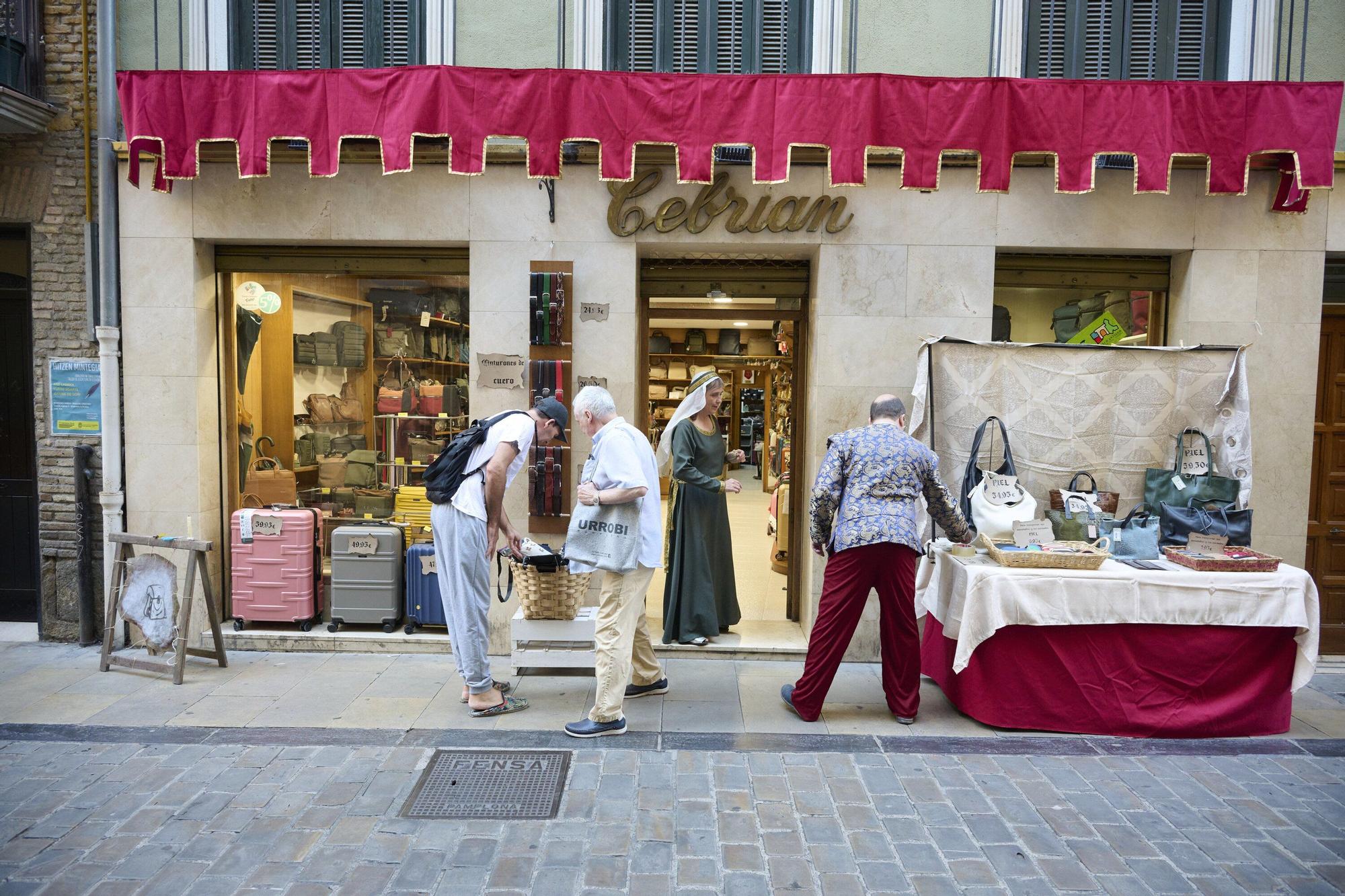 Privilegio de la Unión: comercios del Casco Viejo de Pamplona se visten de medieval