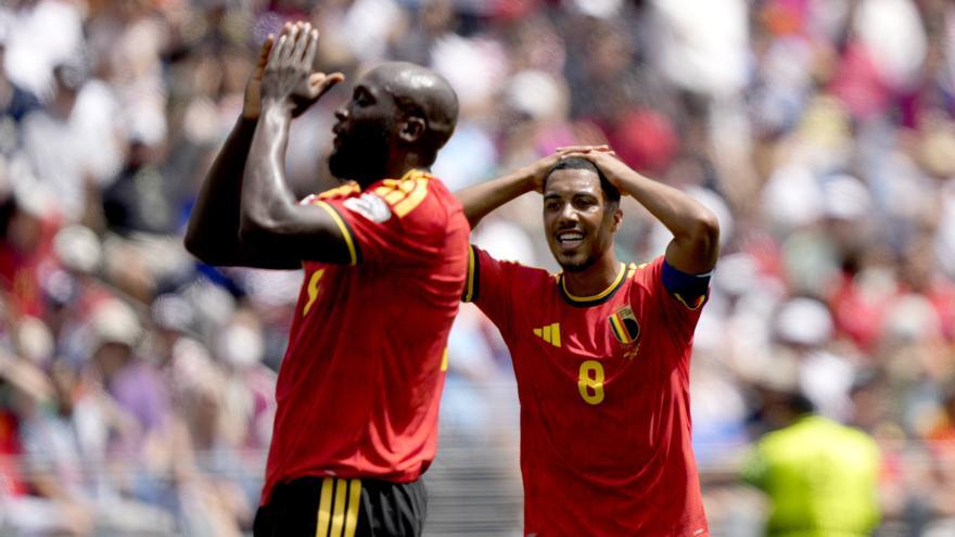 Lukaku rescata a Bélgica