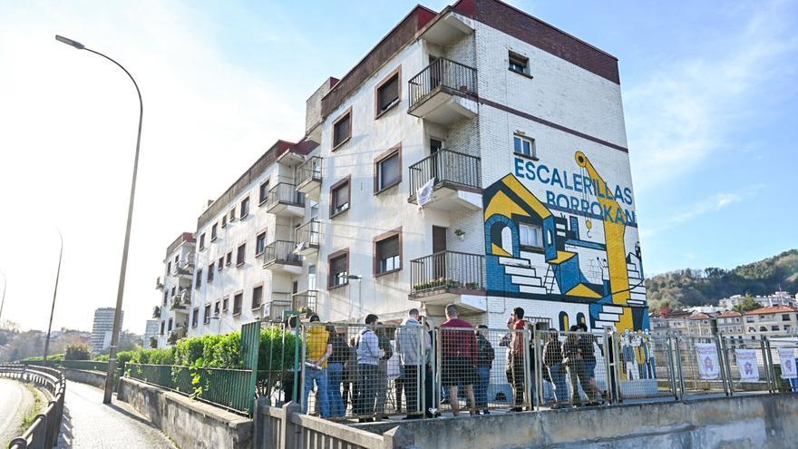 Luz al final del túnel: el puerto de Pasaia alcanza un acuerdo económico con 5 vecinos de Escalerillas