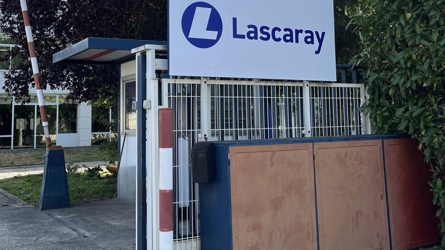 Gasteizko Udal Bozeramaileen Batzordeak aho batez erabaki du LEA Lascarayri hiriko Urrezko Domina ematea