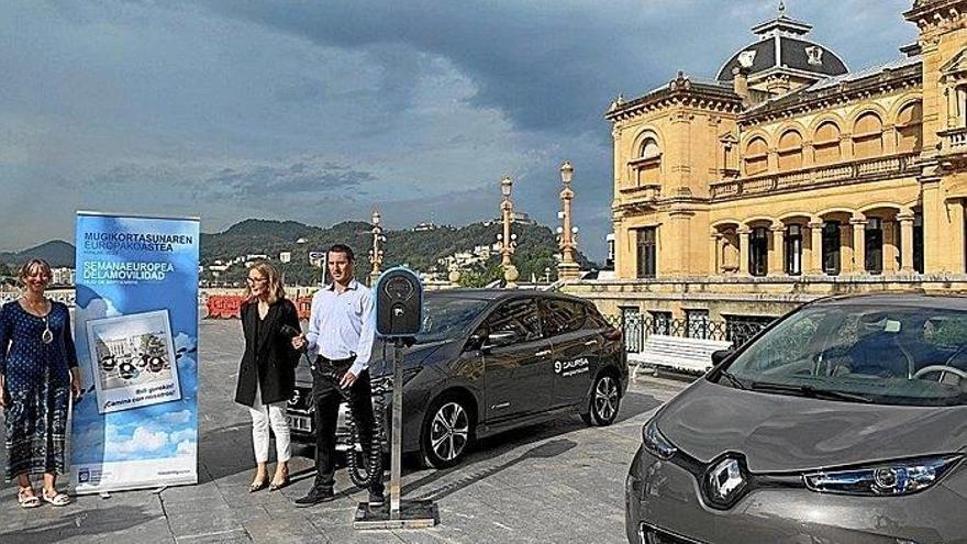 Auto eta furgoneta elektrikoak probatzeko aukera