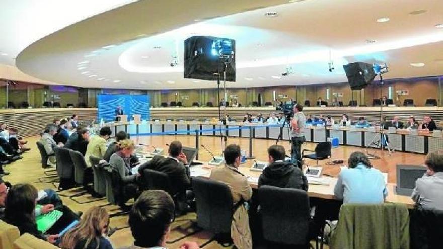 Diariamente hay más de 60 reuniones en Bruselas que requieren los servicios de traducción simultánea, por lo que esta capital es la meca para cientos de intérpretes.