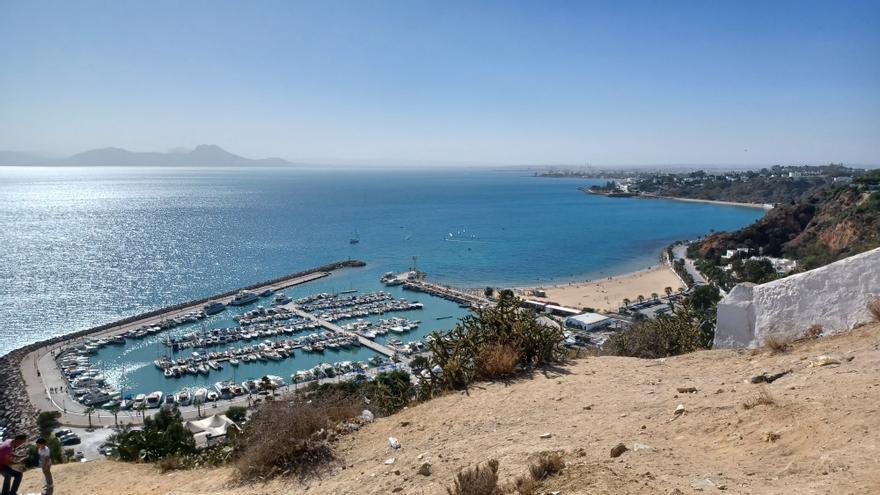 Nuevo vuelo chárter desde Foronda al &#039;país de los oasis&#039; por San Prudencio