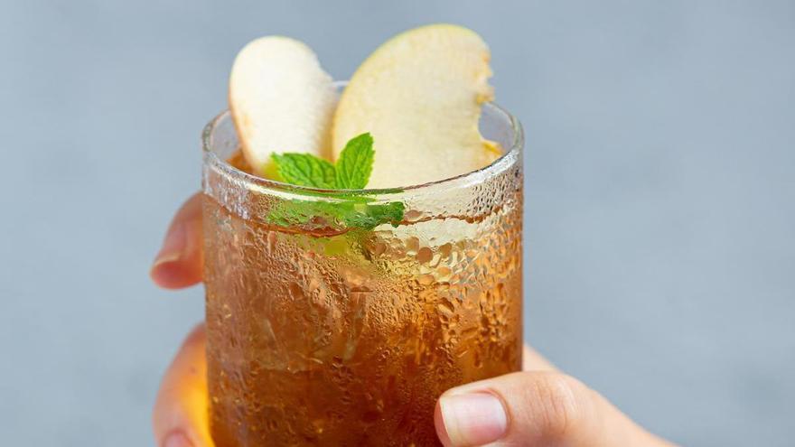 La OCU aclara los mitos sobre la kombucha: menos azúcar que un refresco, pero “sin beneficios milagro”