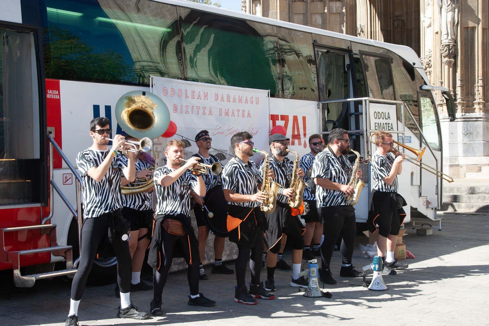 En imágenes: Las cuadrillas vuelven a tomar protagonismo con sus actividades en fiestas de 'La Blanca'