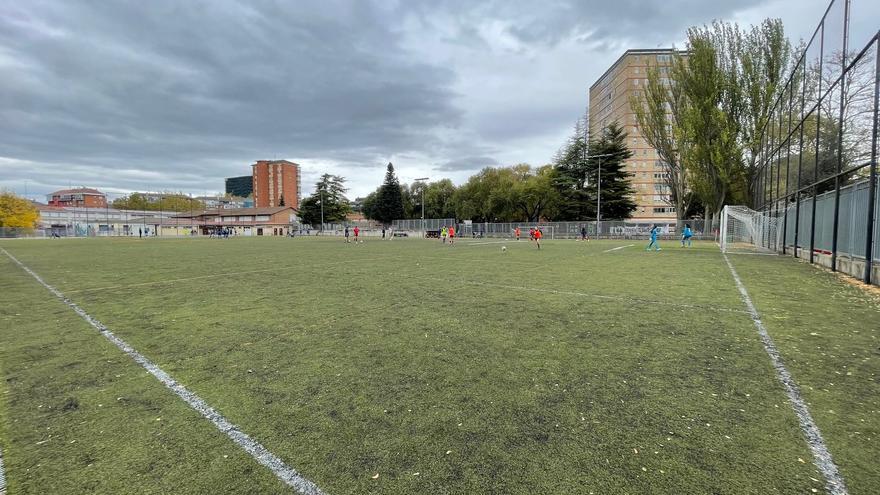 El Consistorio renueva las instalaciones del campo de fútbol de Zaramaga