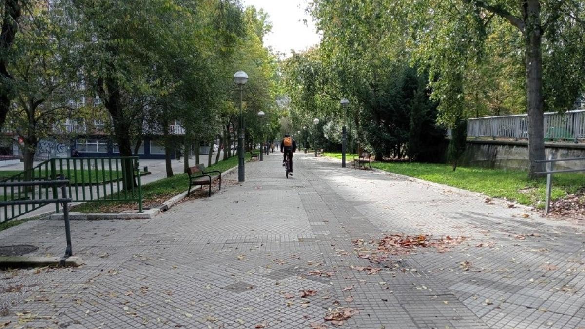 Gasteizko Udalak 265.730 euro erabiliko ditu Errekatxiki pasealekua birnaturalizatu eta biziberritzeko.