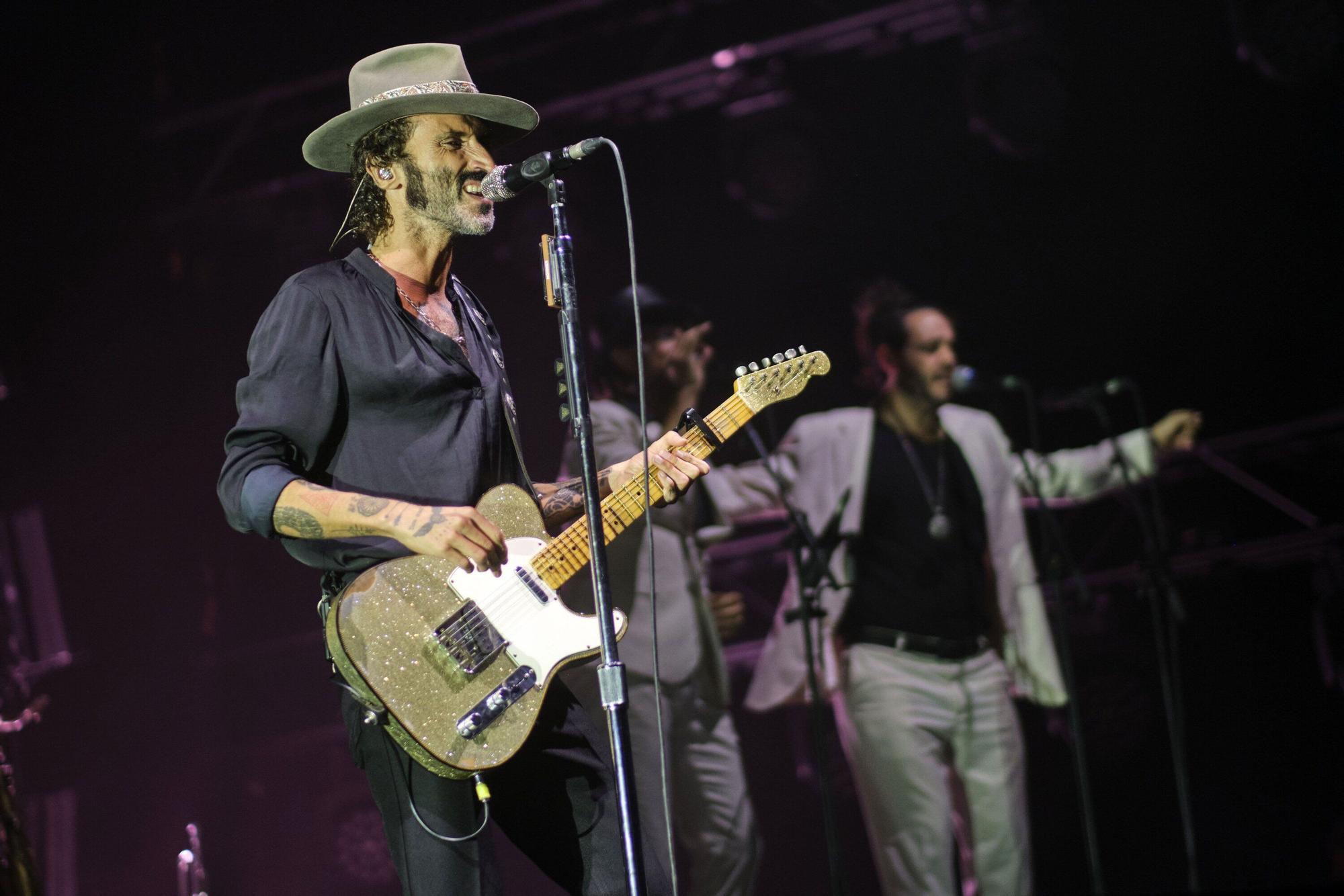 Fotos del concierto de Leiva en el Navarra Arena