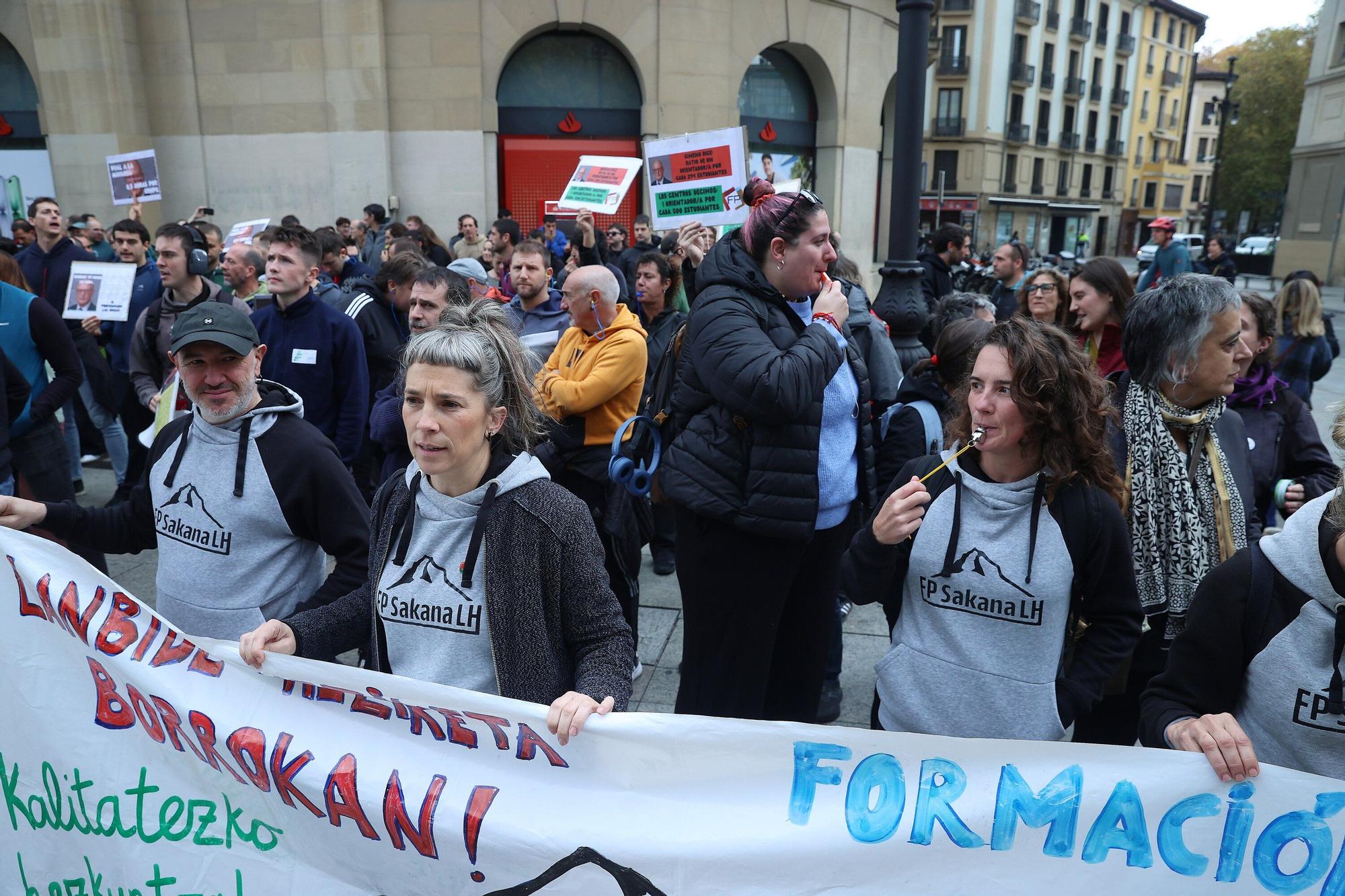 Fotos de la tercera jornada de huelga en la FP de Navarra