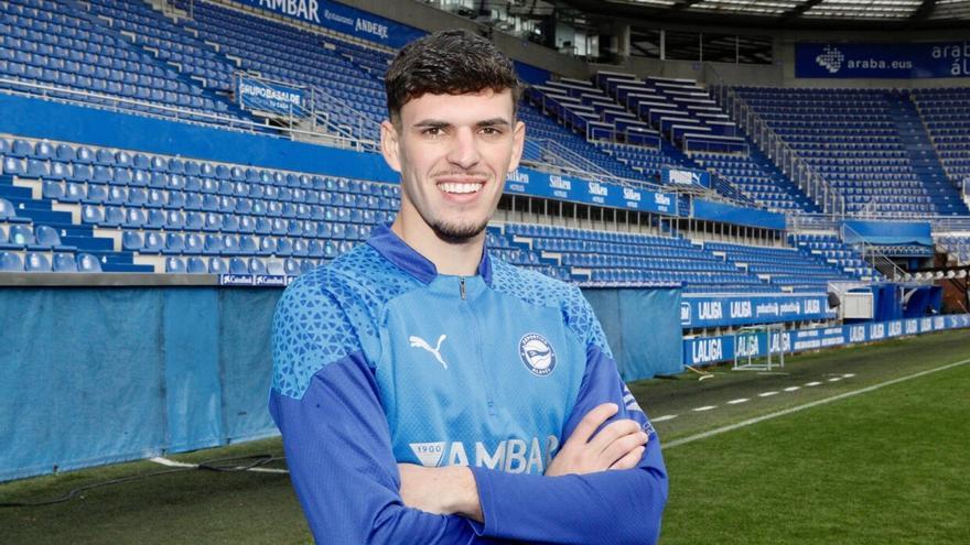 "Me encantaría dejar huella en el Alavés"