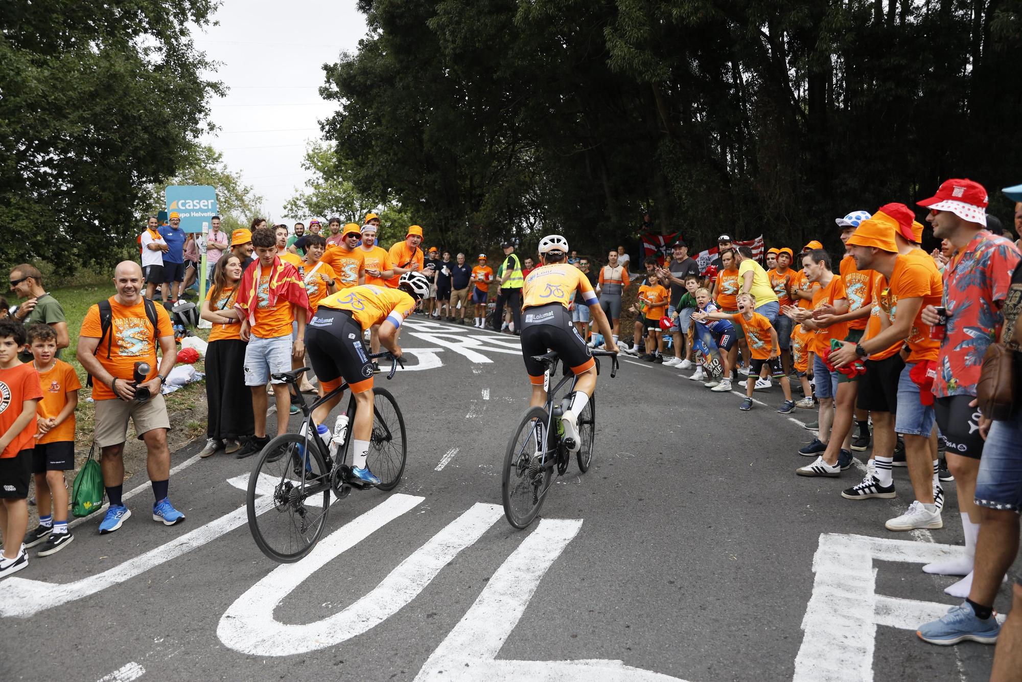 La Vuelta en Bizkaia: los aficionados toman Pike Bidea
