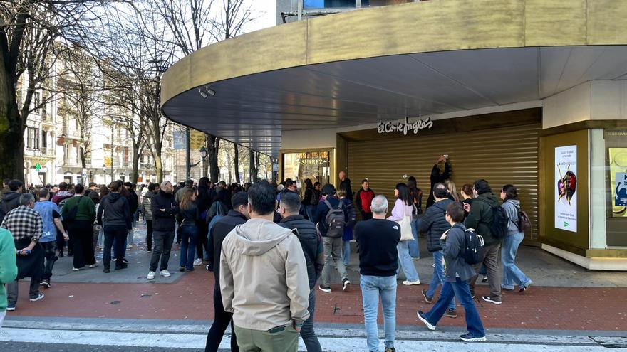 "Abrimos hace unos meses, cerrar un día nos mata"