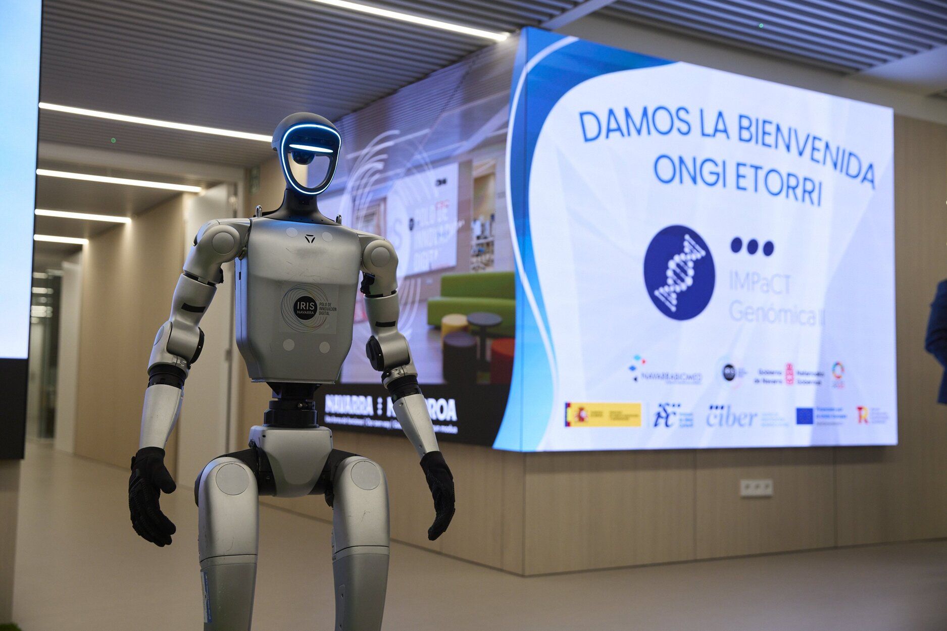 Fotos de los nuevos sistemas de secuenciación masiva de ADN, orientados a la investigación en cáncer y enfermedades raras
