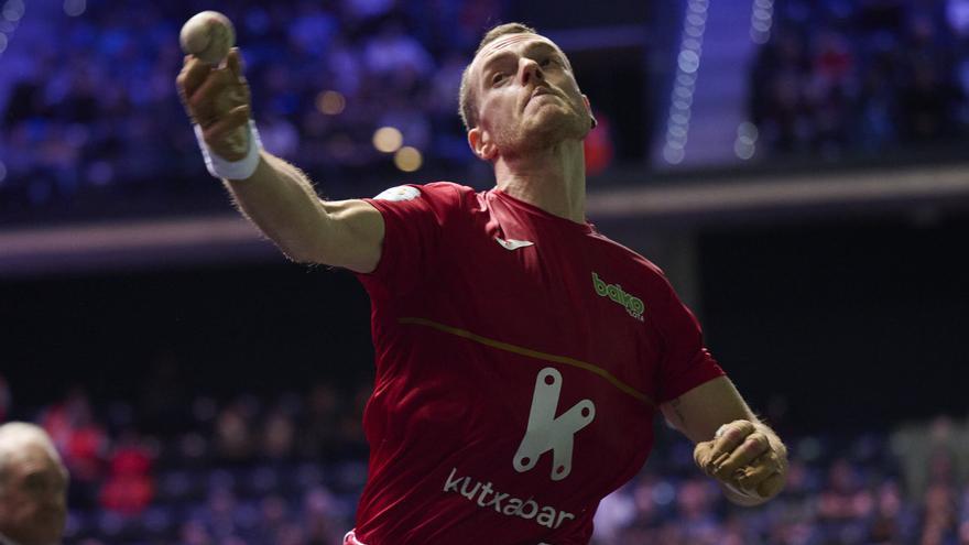 Laso vuelve a escena y Peña II sustituye a Artola