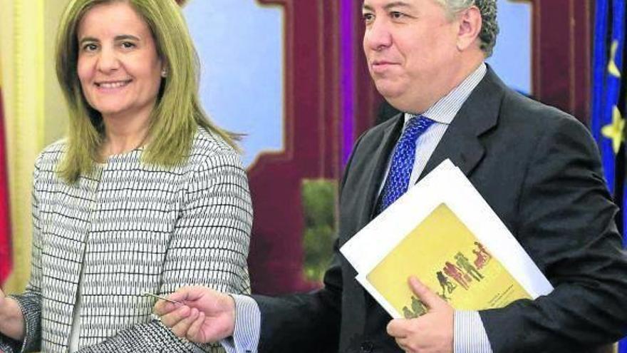 Rajoy prevé sacar 6.300 millones de la hucha de pensiones en 2016