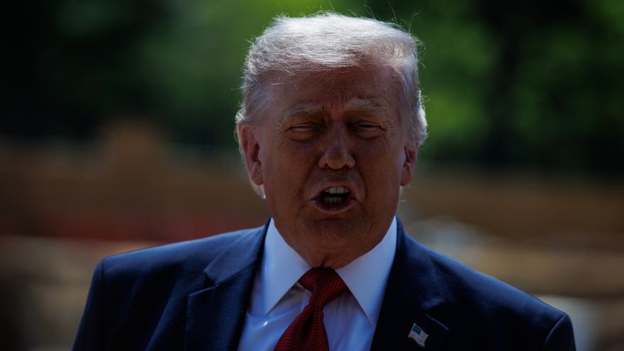 Trump tilda a Irán de "nación derrotada" y advierte de que el diálogo con Teherán está "justo en el límite"