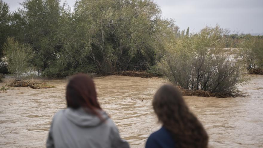 La jueza de la dana pide a la SGISE que identifique a los bomberos forestales que vigilaron el Magro en Carlet y el Poyo
