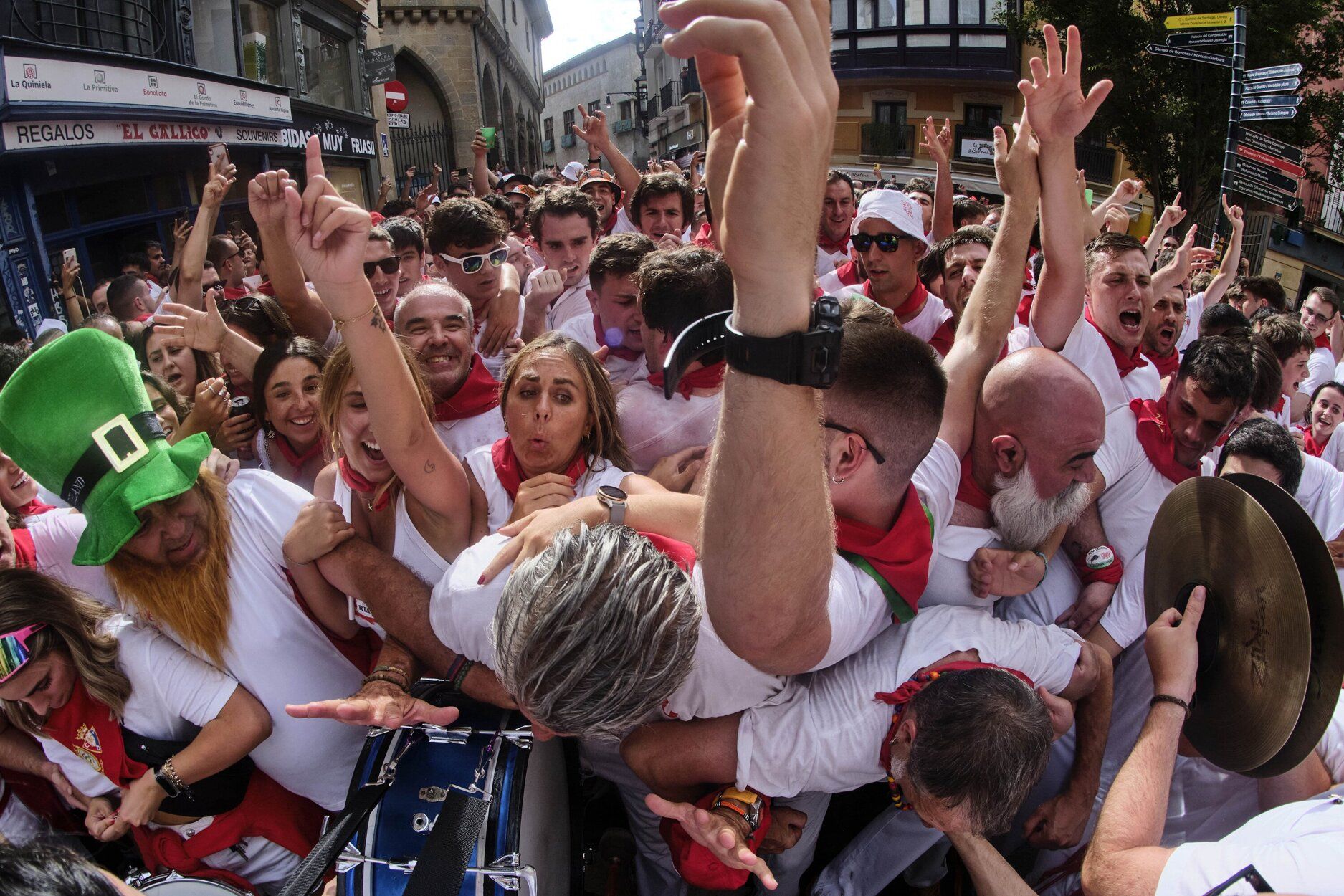 GALERÍA / Pamplona vibra con un multitudinario 'Riau-Riau'
