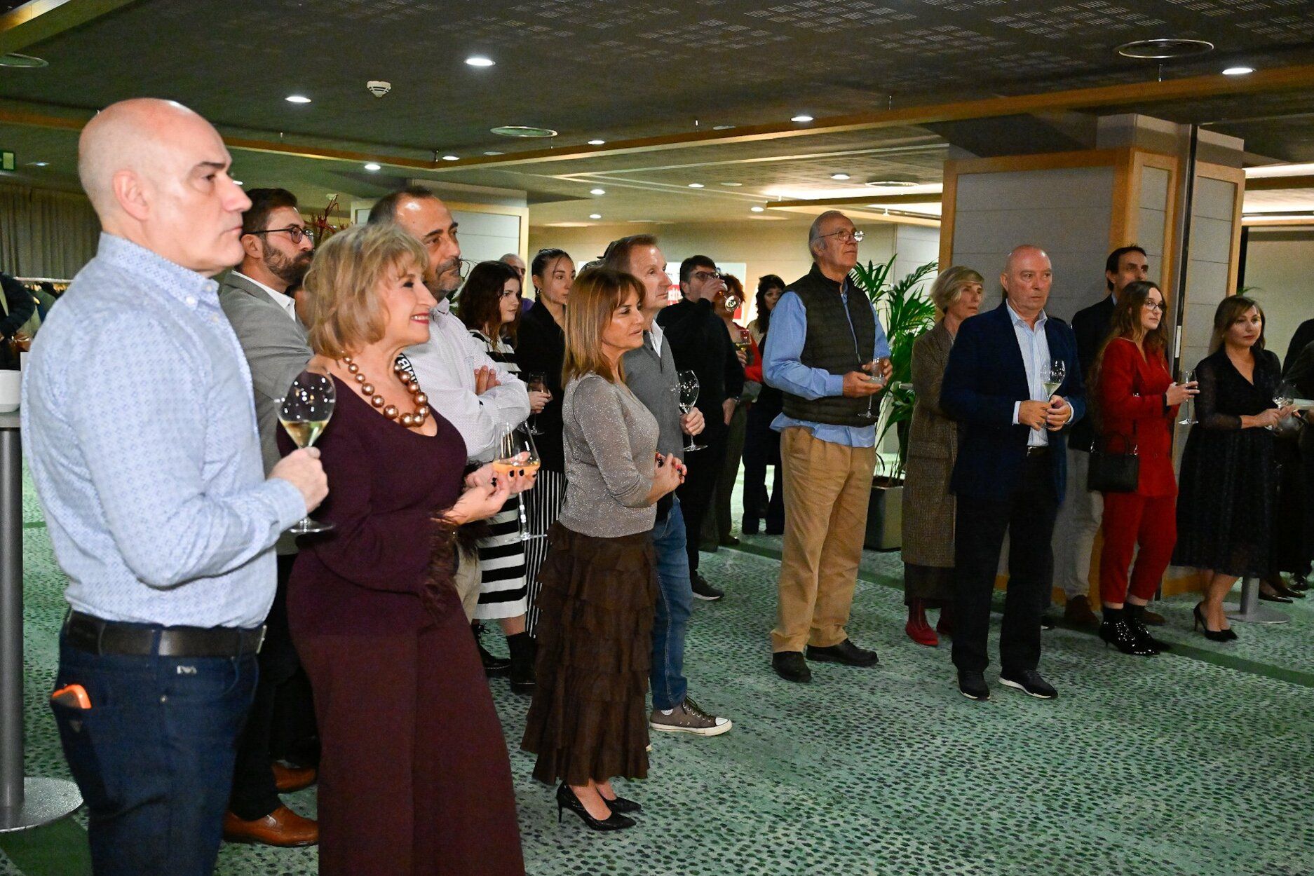 Brindis de Navidad del mundo publicitario