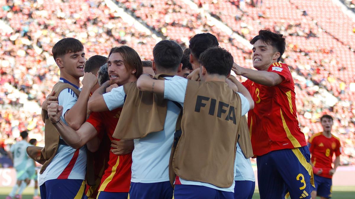 Iker Bravo al minuto 80 adelanta a La Roja