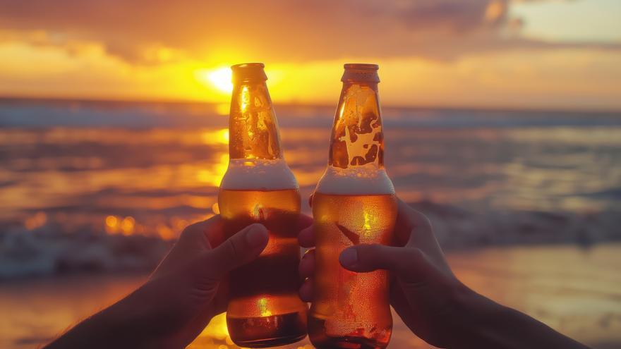 Mito o realidad: ¿la cerveza hidrata más que el agua en verano?