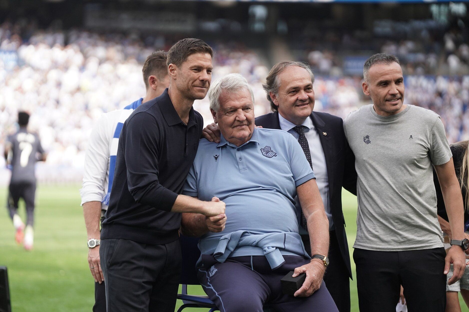 Anoeta homenajea a John Toshack