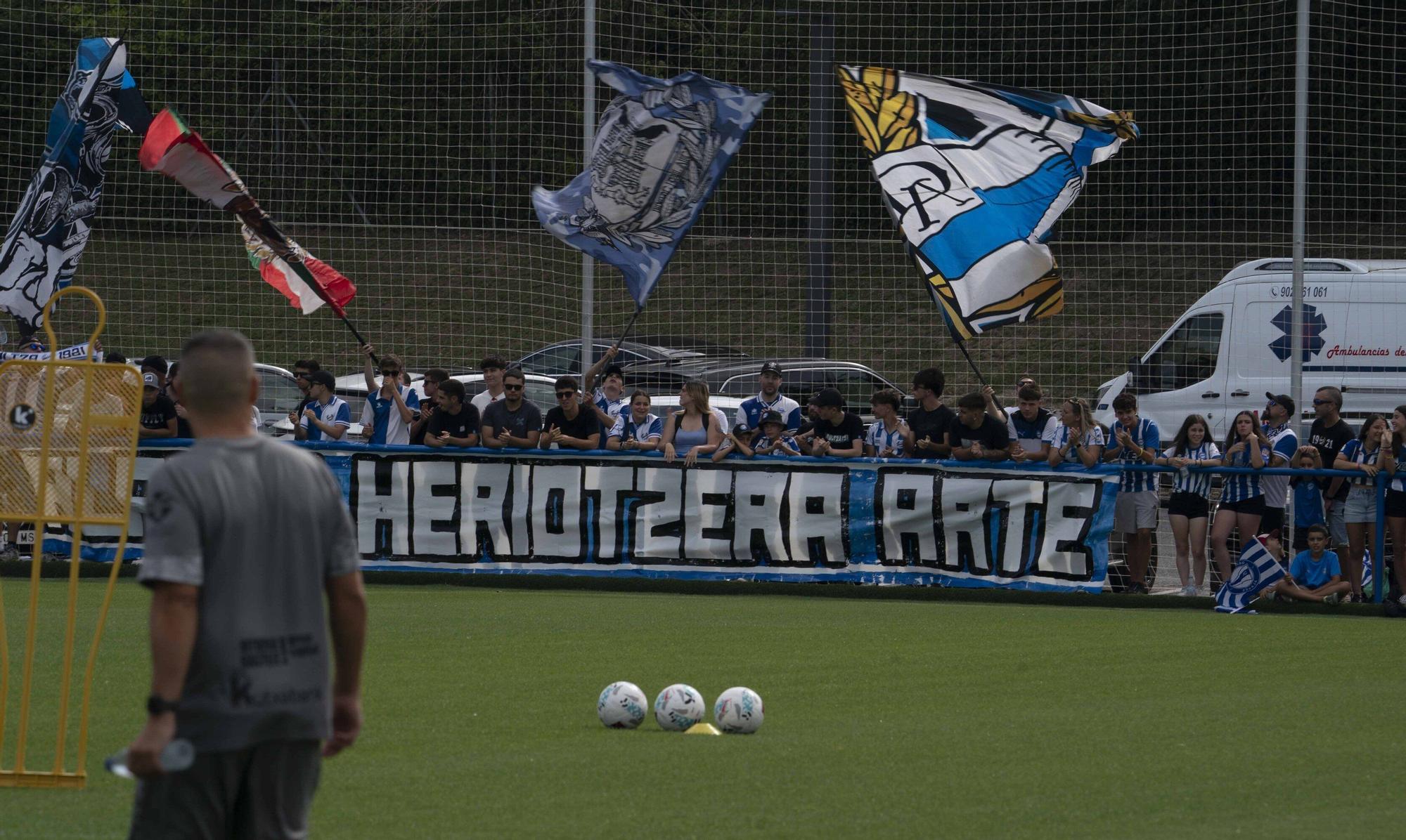 En imágenes: Una afición entregada al Alavés