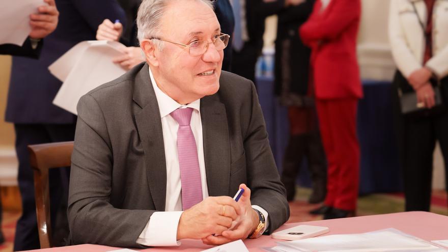 El consorcio vasco firma su entrada en Talgo y la sede de la compañía pasa a Gasteiz