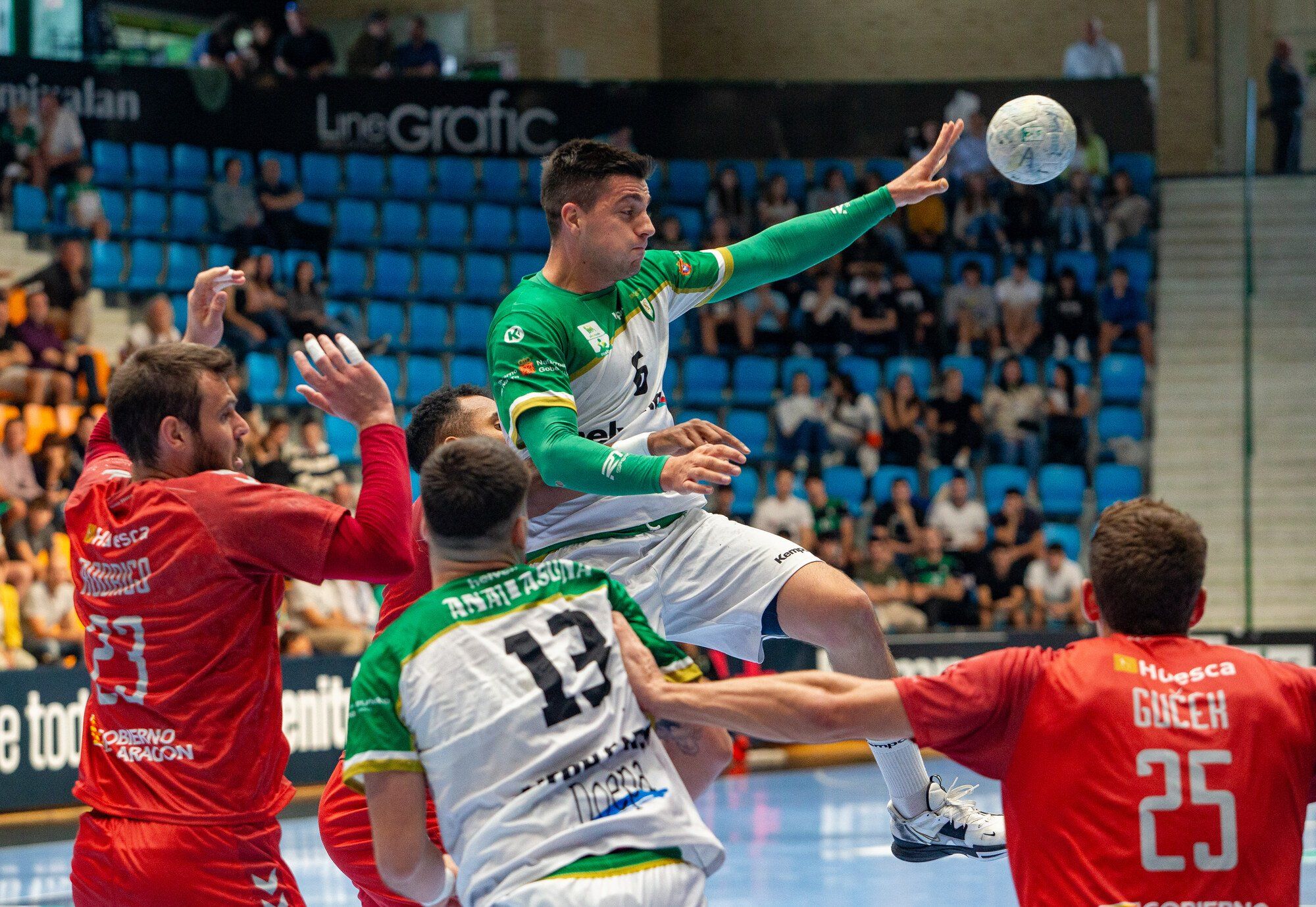 Helvetia Anaitasuna - Bada Huesca