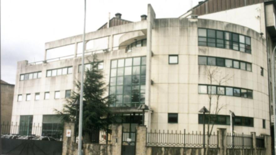 Dos años de prisión a un ertzaina de Durango que se quedó con cuarenta euros de una multa