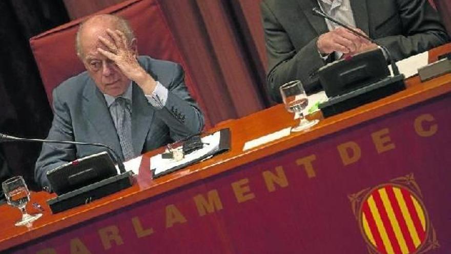 Pujol, durante su última comparecencia en el Parlament tras desvelar sus cuentas en el extranjero.