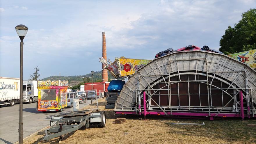 Las barracas inician su montaje en el parque Etxebarria
