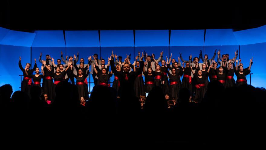 Landarbaso Abesbatza de Errenteria arroja luz por Santa Cecilia